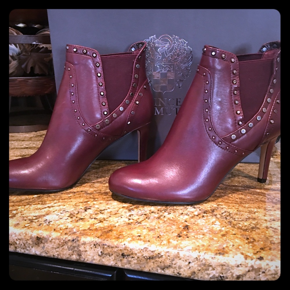 Vince Camuto Vintage Red Leather Boots Never Worn